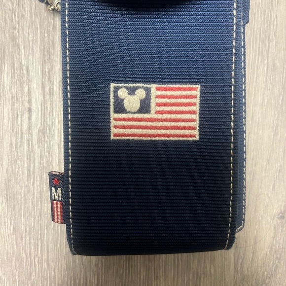 Vintage Mickey Mouse Disney Phone Case Wristlet Wallet Accesory Fits Iphone - Picture 5 of 7